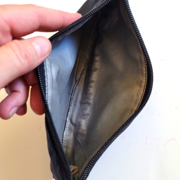 $5 or Free Zipper pouch - Picture 9 of 9